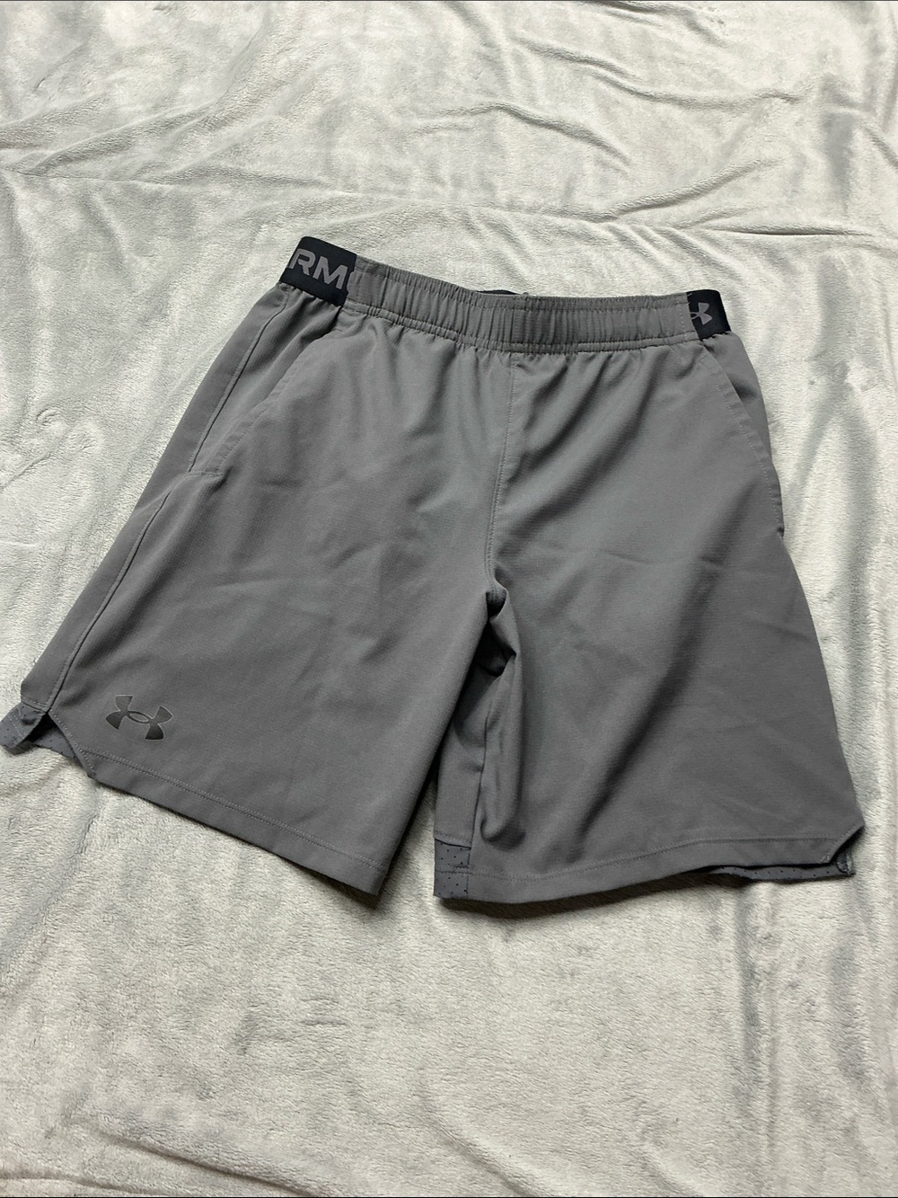 Under Armour gray Boys Vanish 2 in 1 Shorts